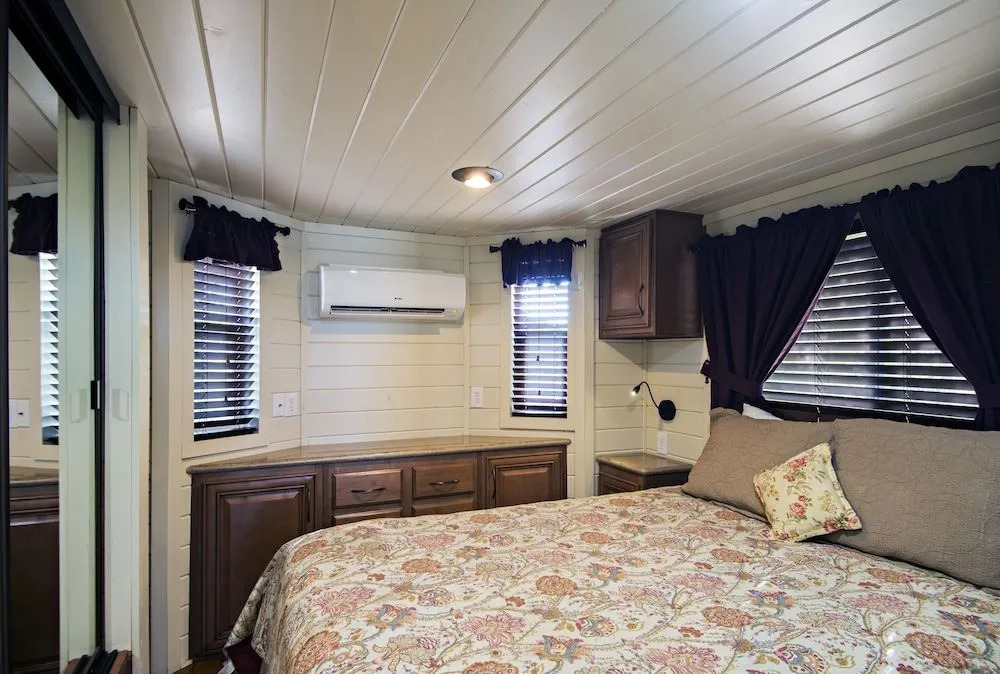 Vines RV Resort