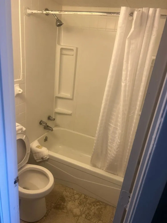 The Grand Motel Inn and Suite Louisville