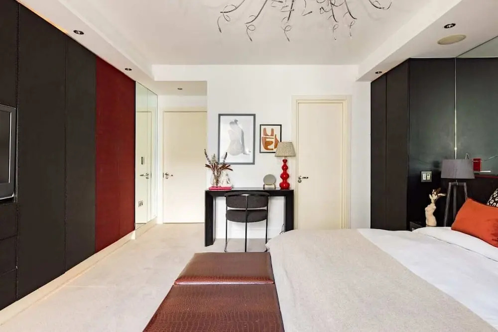 The River Thames View - Stunning 2bdr Flat With Study Room + Balcony