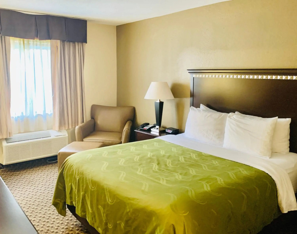 Quality Inn Macomb near University Area