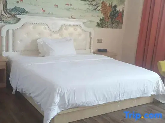 Yijiangnan Yun Homestay (Qionghai Aihua East Road High Speed Railway Station)