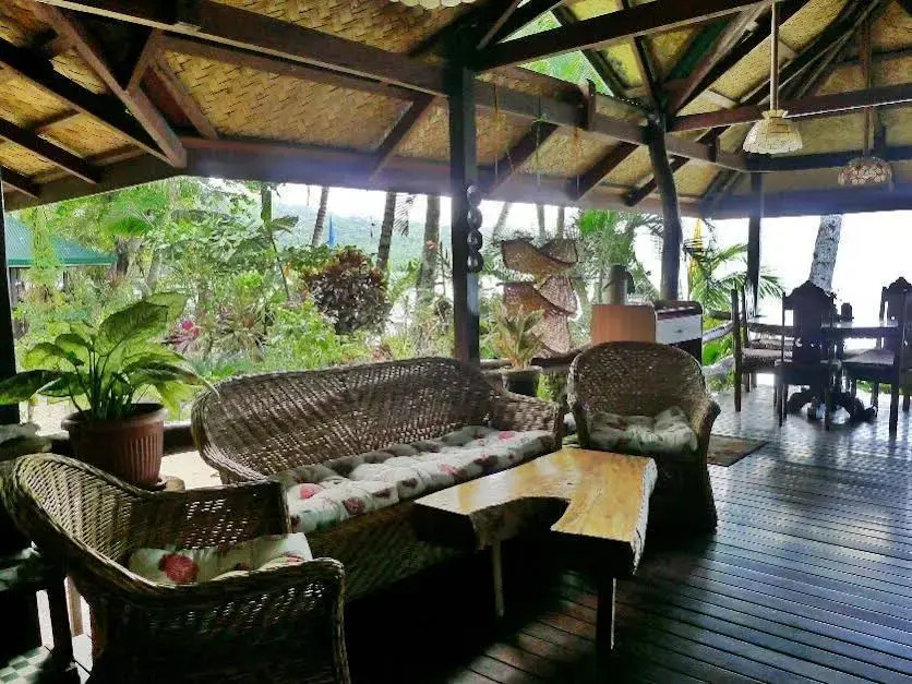 Elsa's Cottage & Restaurant