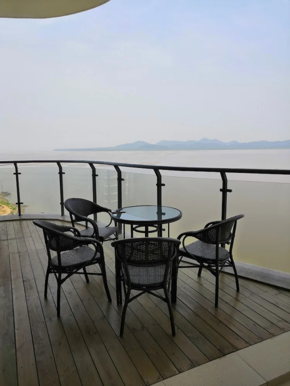 Sea Orchid Apartment