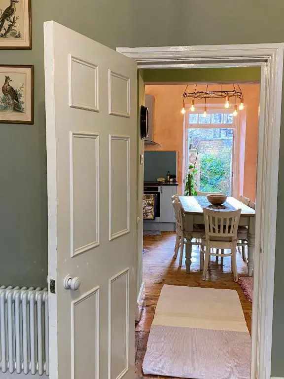 Grade 1 Maisonette, 2 Bedrooms, Very Central