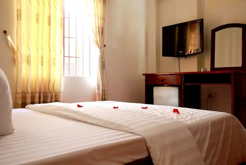 Lien Thuy Hotel