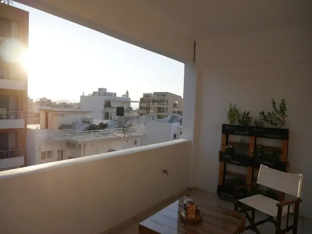 Gio s Central Cosy Apartment With Private Balcony