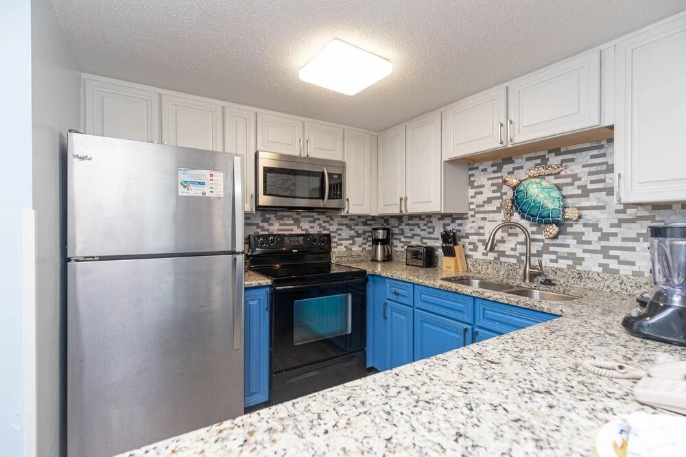 Island Winds West 474 2 Bedroom Condo by Redawning, Gulf Shores