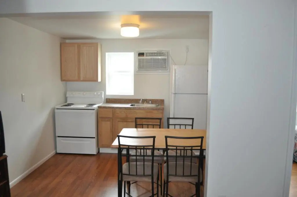 South Wind Apartments