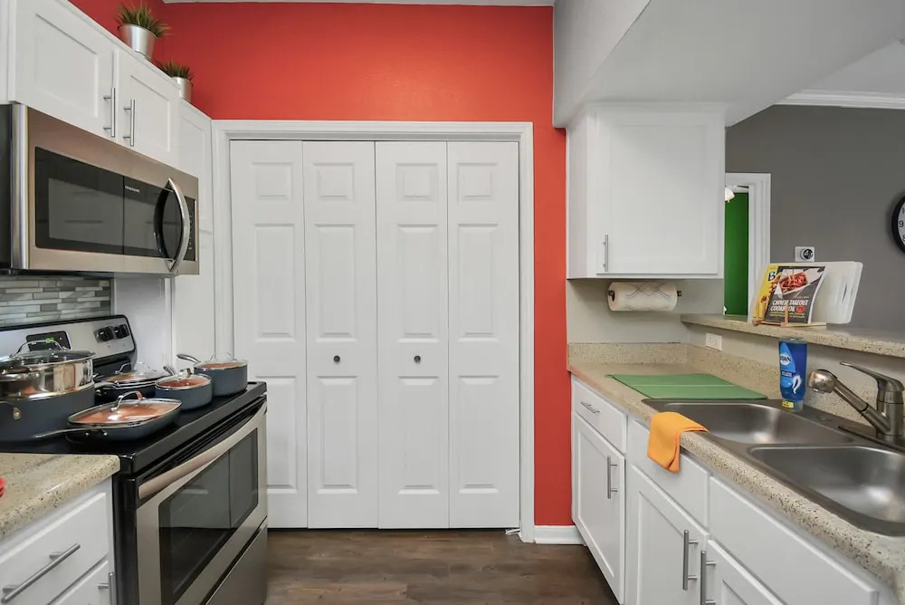 TX Home Group - Medical Center
