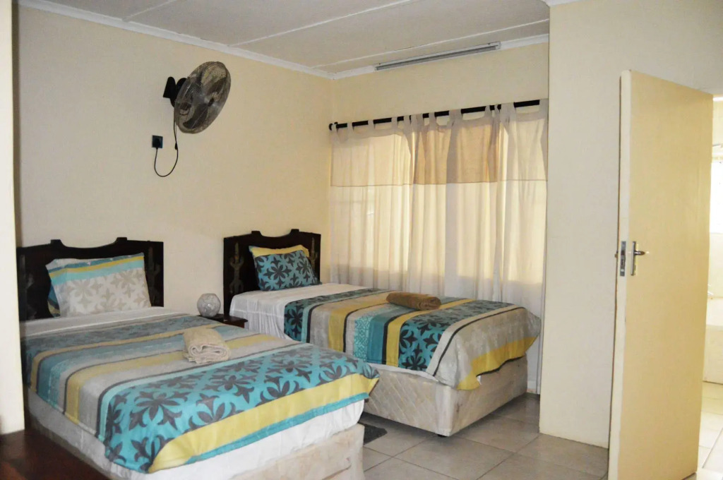 Livingstone Lodge