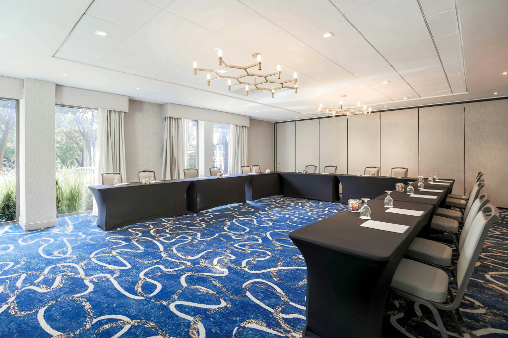 DoubleTree by Hilton Austin-University Area