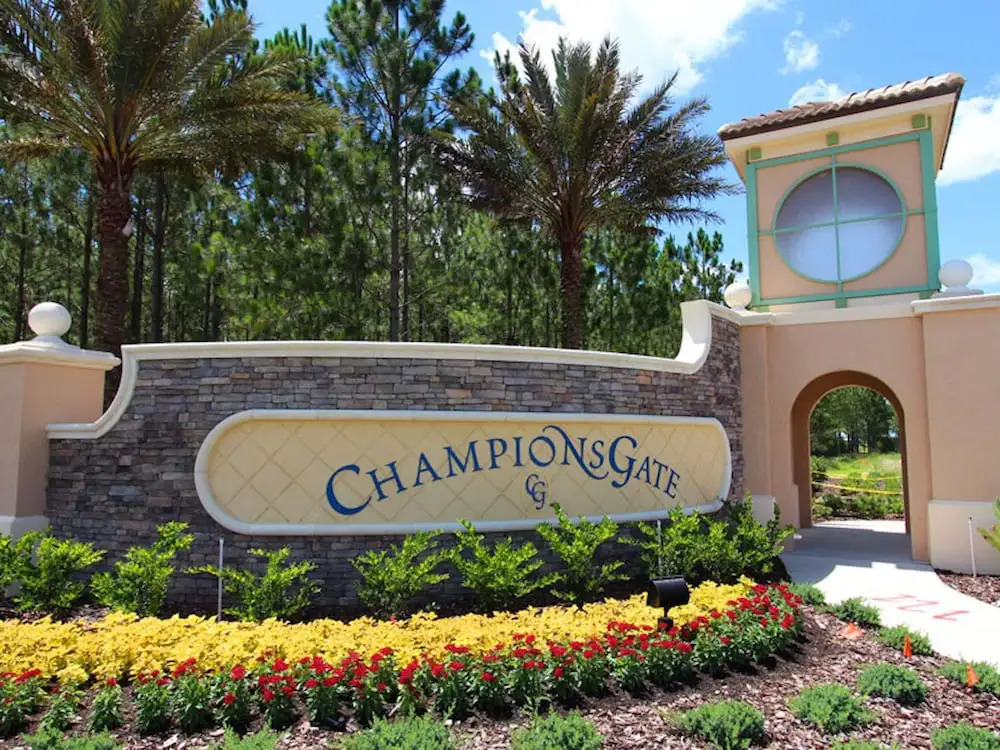 Champions Gate-ru1082