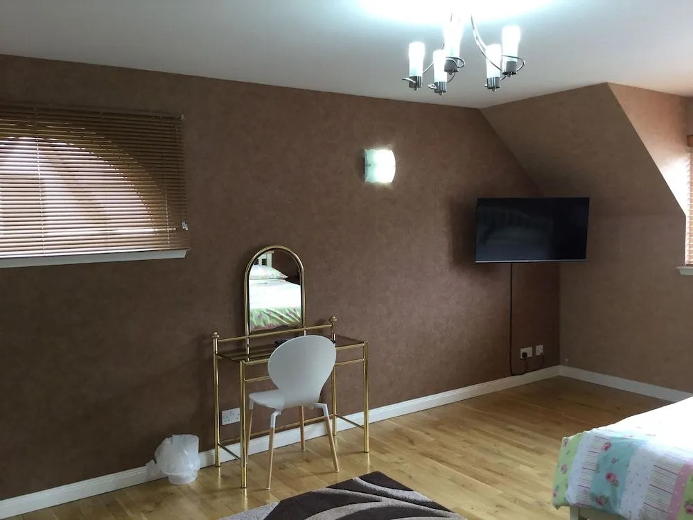 Inverness Apartments - West Heather