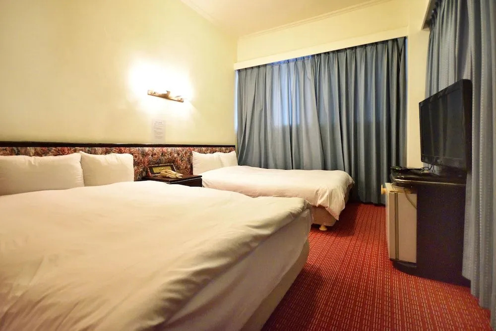 Yuan Shin Hotel