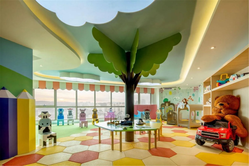 PlazaDamas Hartamas by Plush