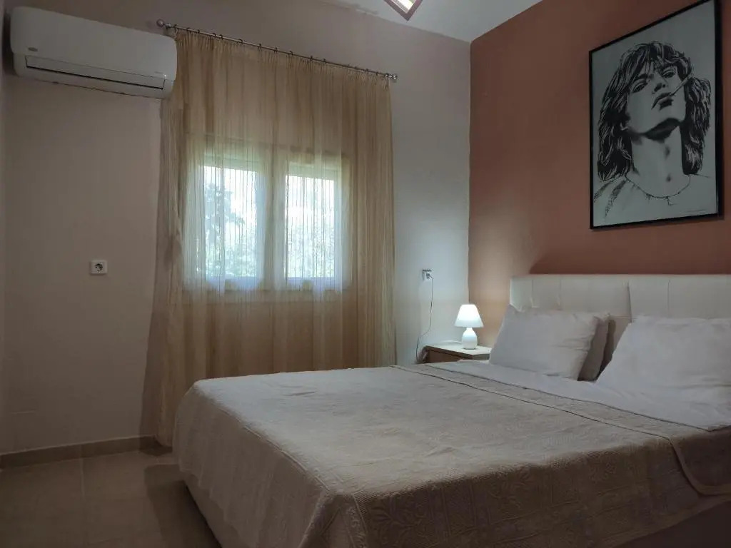 Elina House 2