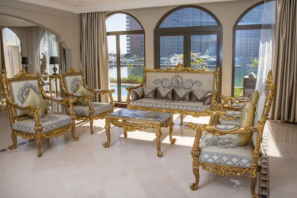 Bravoway Villa A29 in Palm Jumeirah