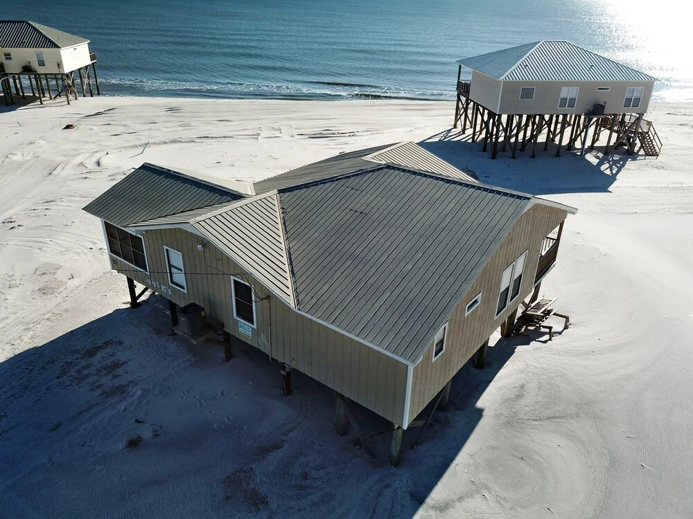 Knee Deep - 105 Shell Ct