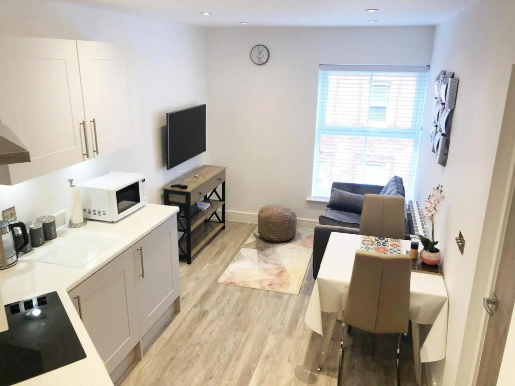 Guild House. 2-bed apartment close to Town Centre