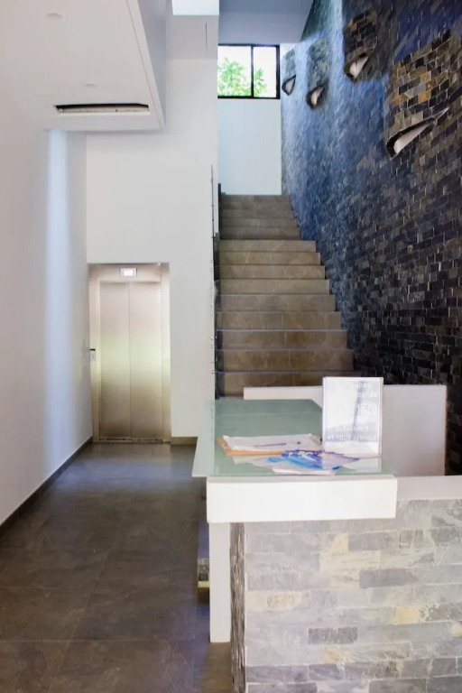 Brand New Two Br Penthouse With a Private Roof Patio! Totally Equipped