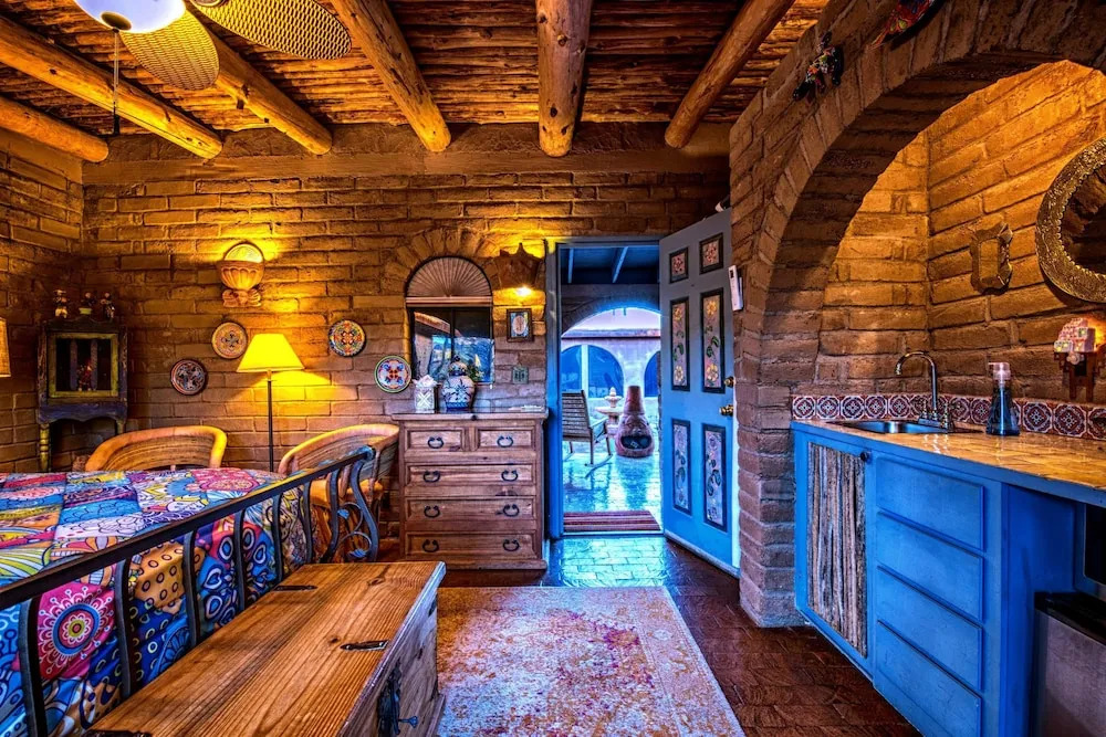 Casa Tierra Adobe Bed & Breakfast Inn