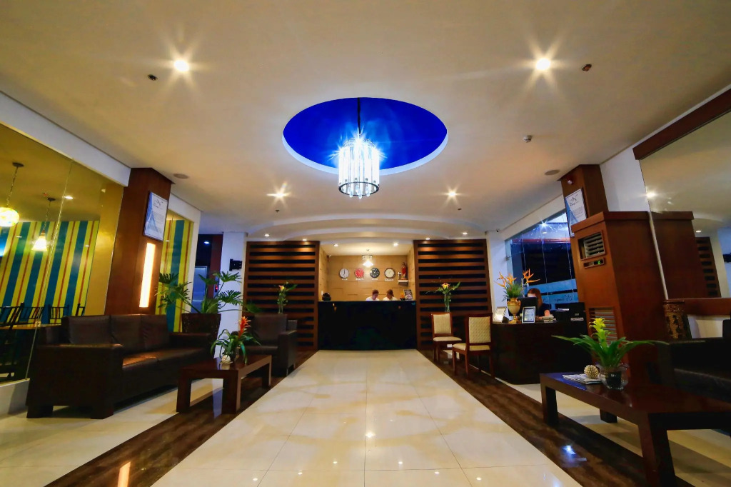 Ninong's Hotel