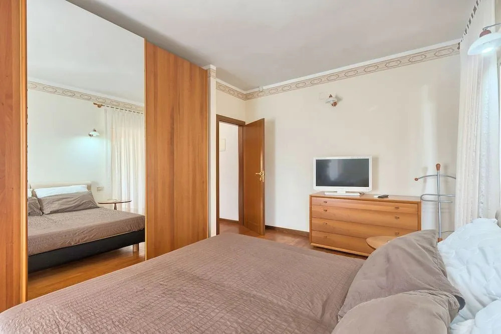 Apartment 1564