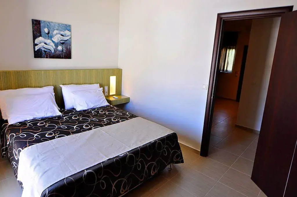 Tonys Beach Hotel