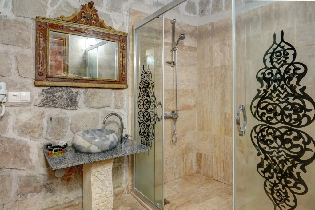 Nova Cave Hotel