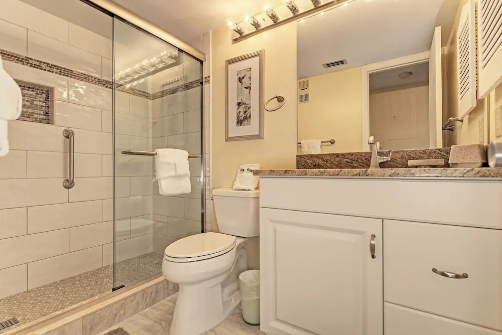 Midnight Cove Ii 213f - Wonderful Vacation Rental! 2 Bedroom Condo
