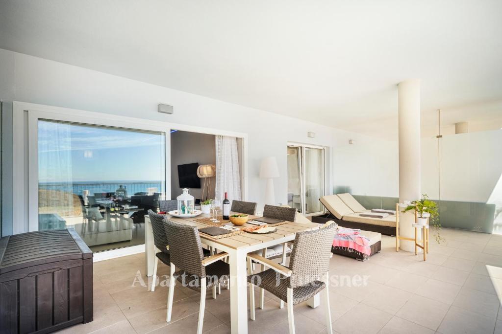 Luxus Apartment With Sea Views 40M2 Terrace