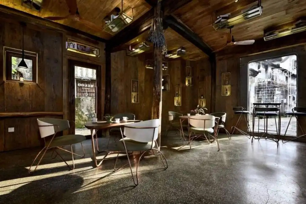SSYZ Boutique Inn