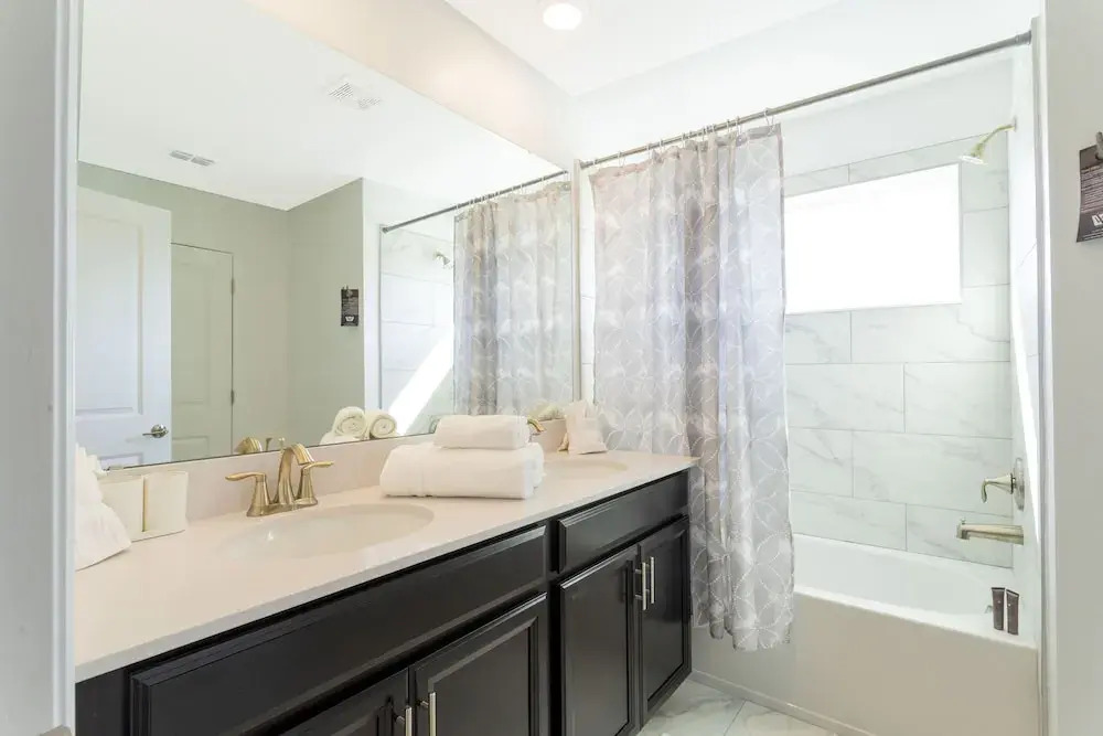 Gorgeous 4 Bd w/ Pool Close to Disney @ Storey Lake 2963