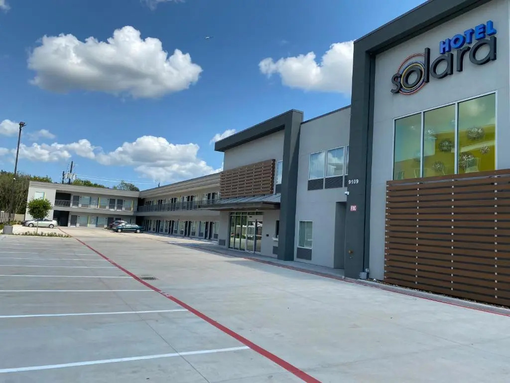 Hotel Solara Hobby Airport