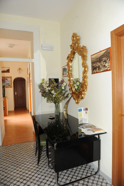 Come DIncanto A Napoli