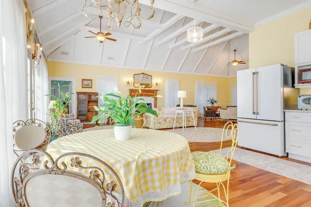 Fairhope Cottage: 2 Mi to Town & Pier!