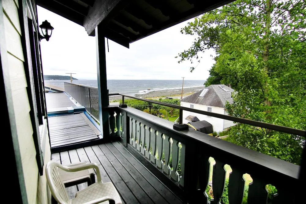 Herons Landing Hotel