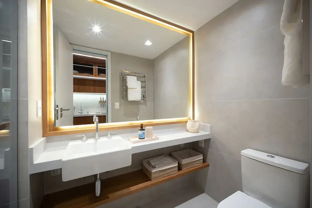 Leblon | Loft 5 min da Praia, com varanda vista Cristo - por Casapē Rio