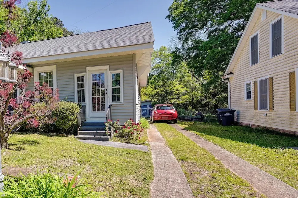 Quaint Anderson Home w/ Sunroom, Walk To Downtown!