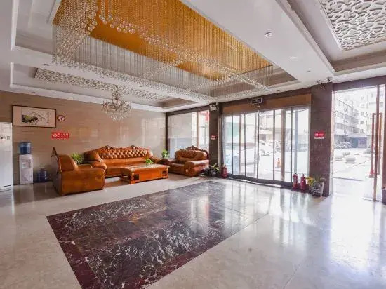 Xixia Chaoyue Business Hotel