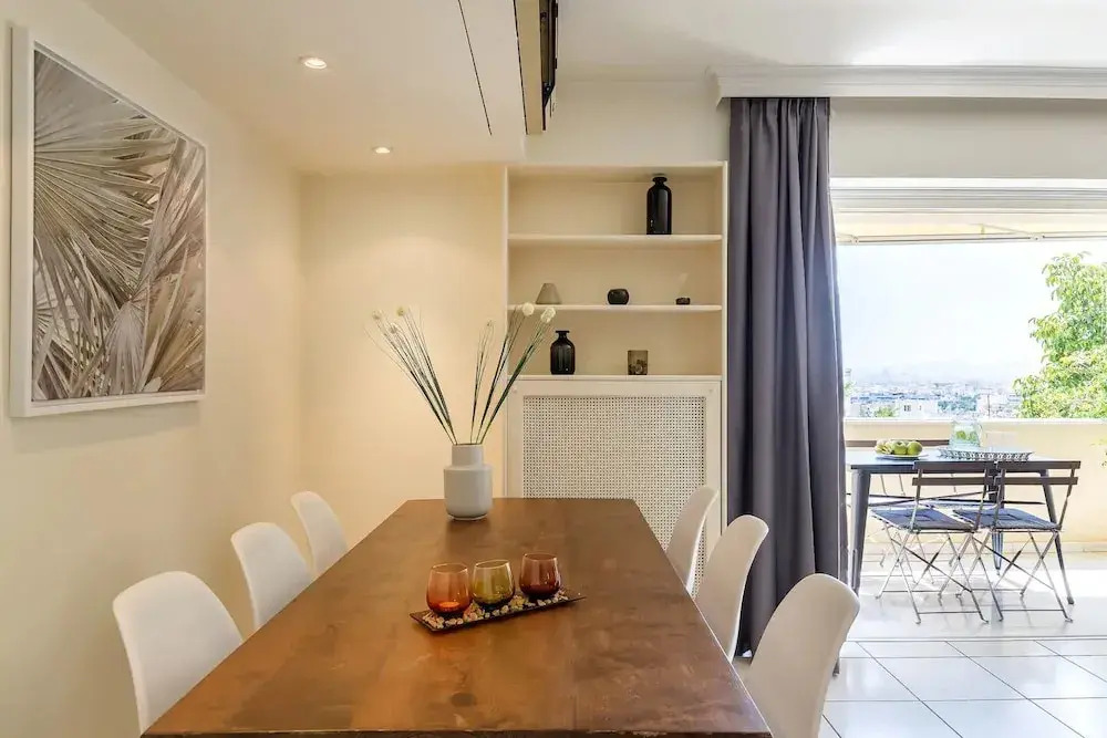 Spacious apartment in Philopappou A7