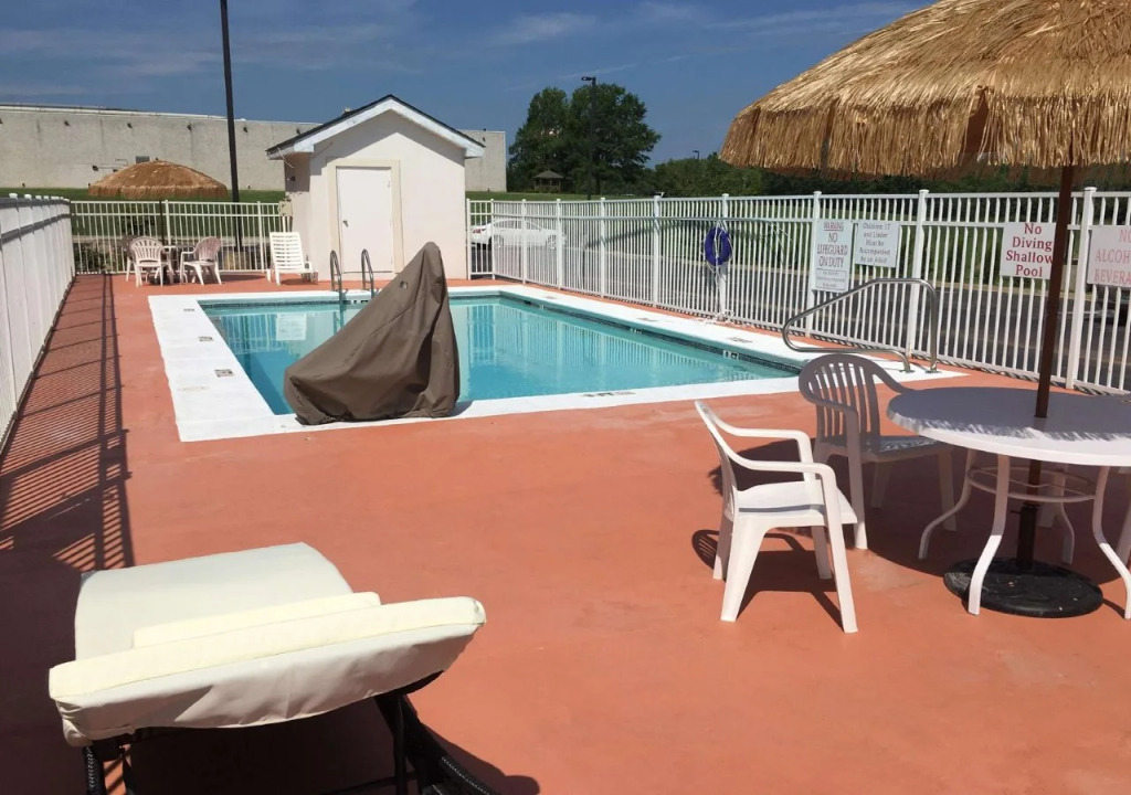 Motel 6-Montgomery, AL - Airport
