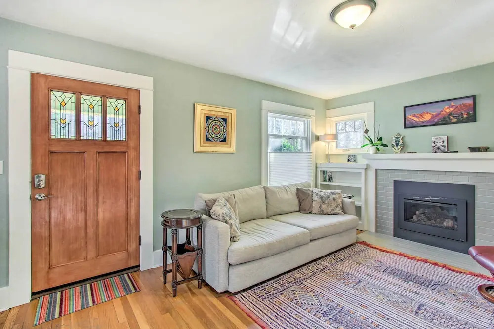 Charming Eugene Vacation Home 1 Mi to Dtwn