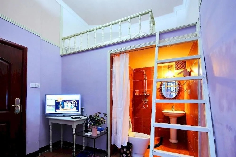 Alice Family Hotel
