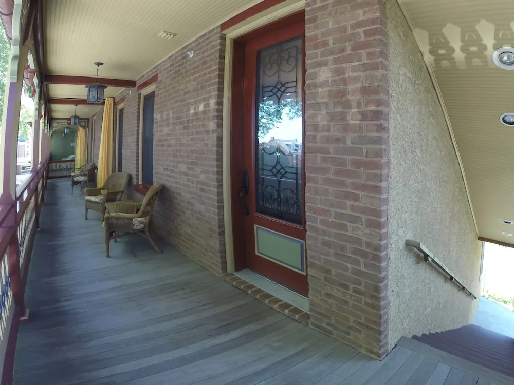 Main Street Inn