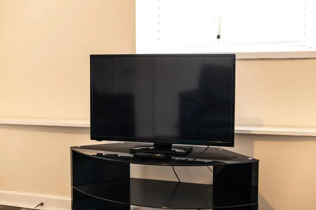 Perfect Location with Parking - Jersey House - TV in every Bedroom!
