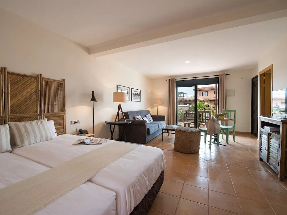 Nice studio at Playa el Hierro and volcan Calderon Hondo