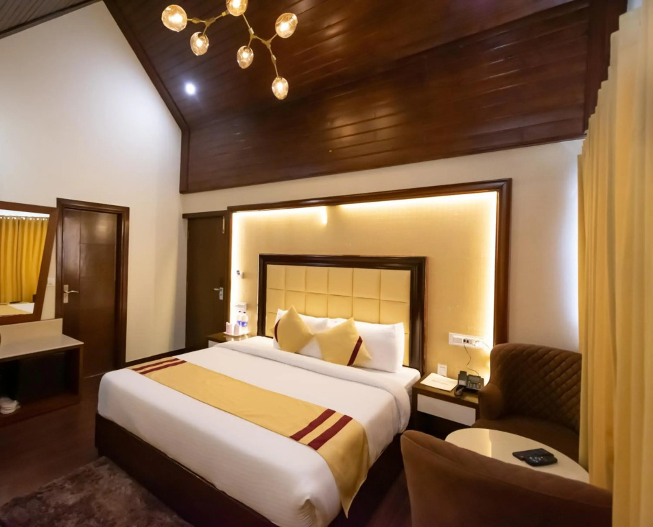 The Highland Park - A Truly River side Resort