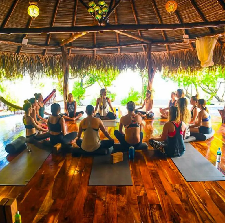 Sansara Surf Yoga & Resort