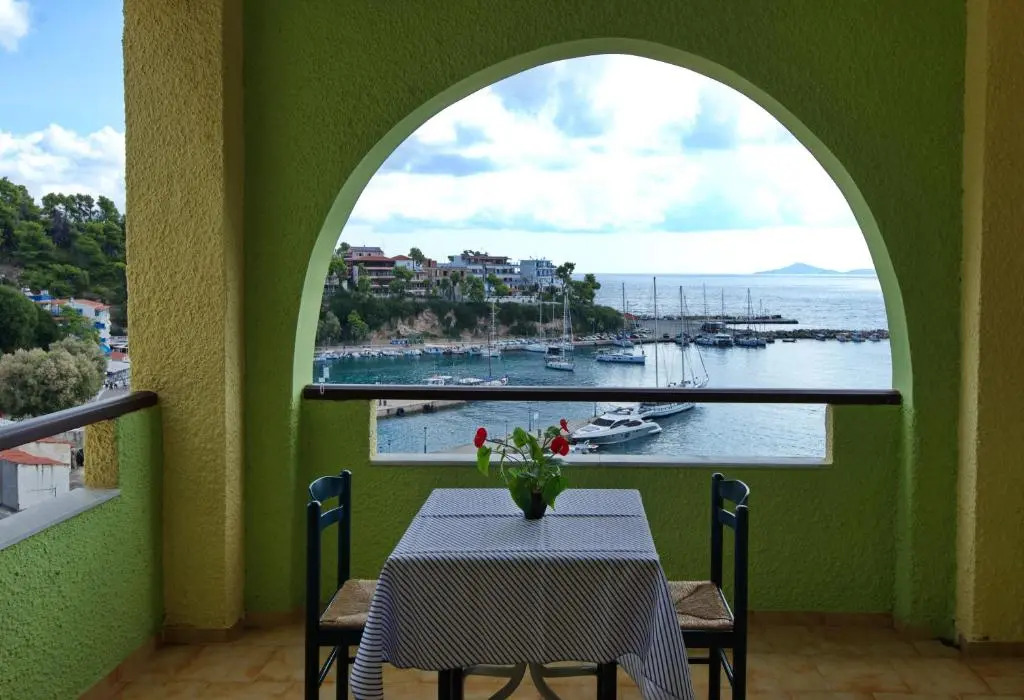 Haravgi Hotel